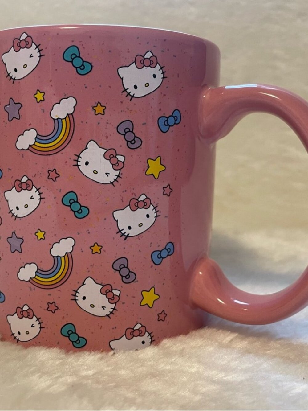 NEW Hello Kitty Pink Stars Bows Rainbows Ceramic Mug 20oz NWT - Picture 2 of 4